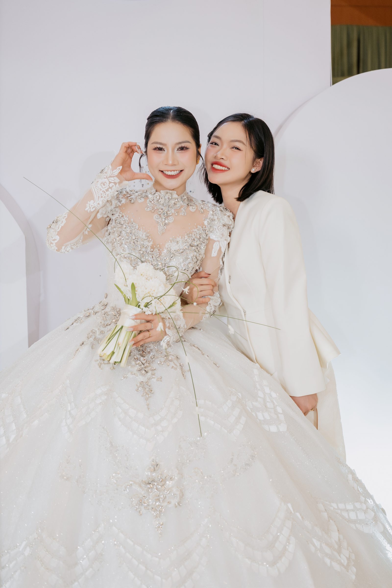VÂN THANH & VÂN ANH — ảnh 46