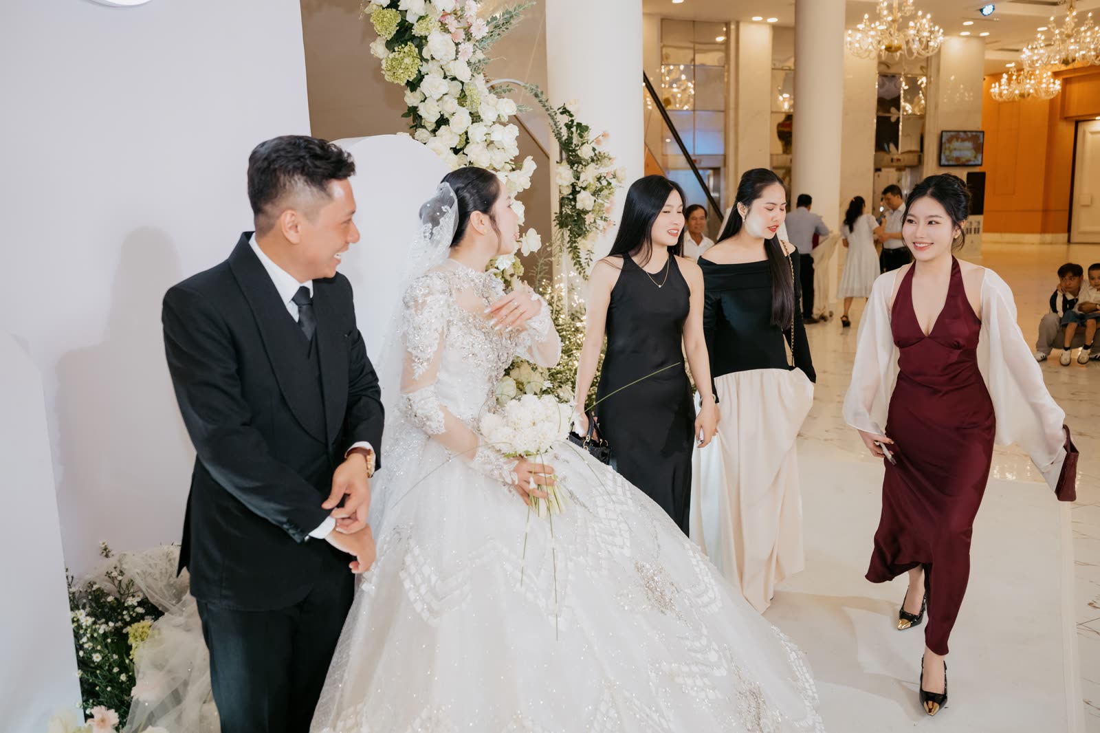 VÂN THANH & VÂN ANH — ảnh 61