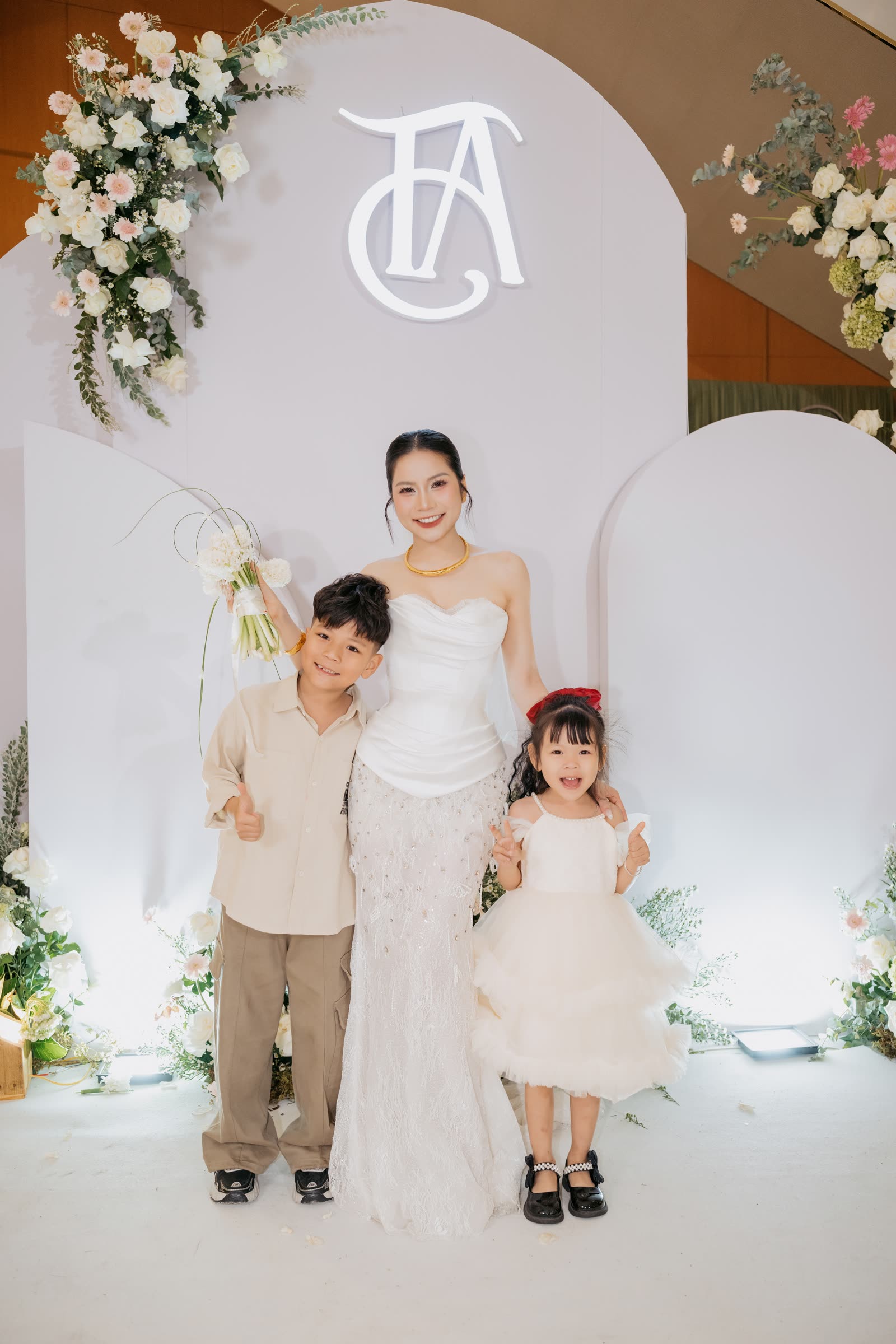 VÂN THANH & VÂN ANH — ảnh 96