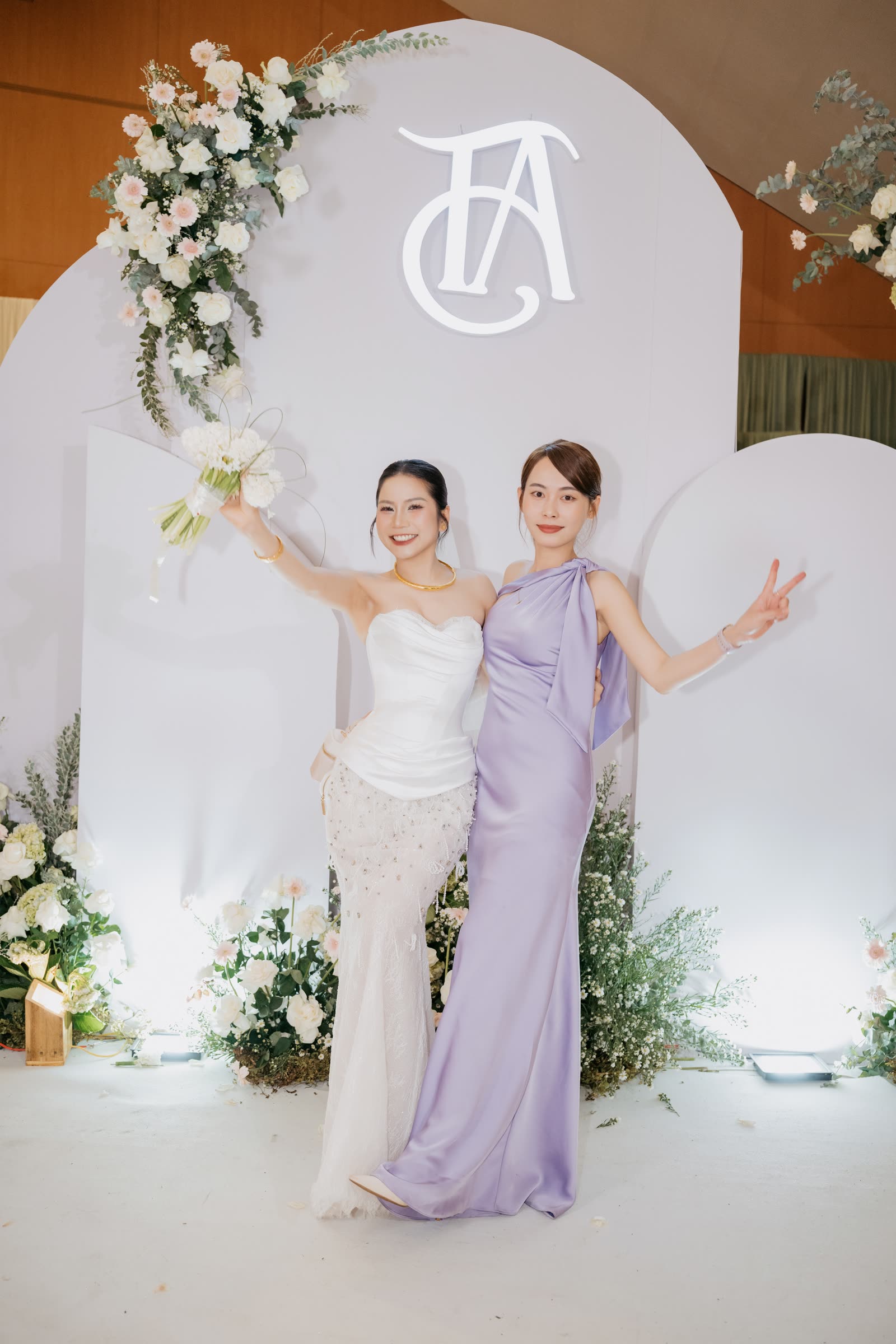 VÂN THANH & VÂN ANH — ảnh 99
